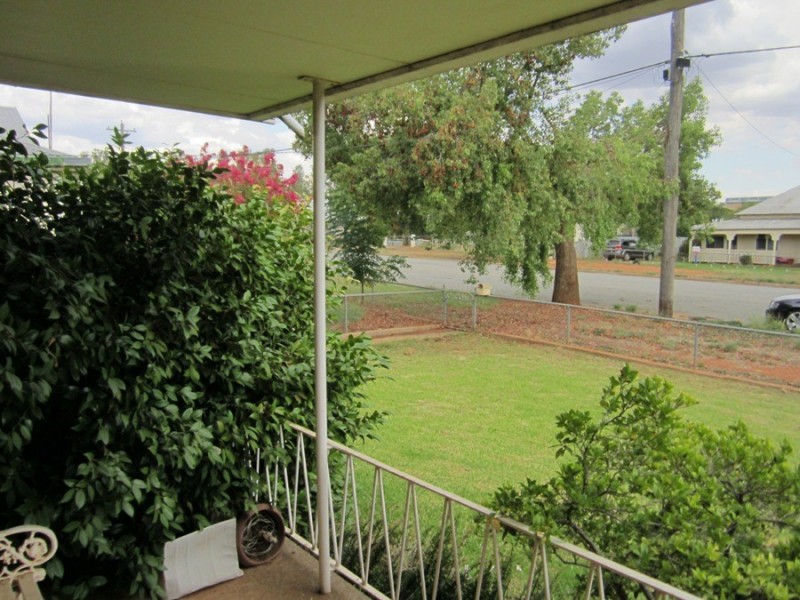 30 Bygoo Street, Ardlethan NSW 2665