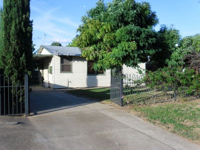 14 Davidson St, The Rock NSW 2655
