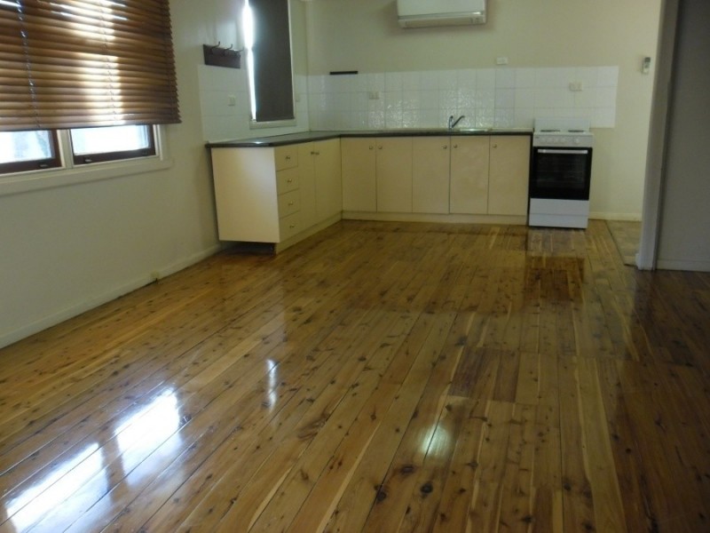14 Davidson St, The Rock NSW 2655
