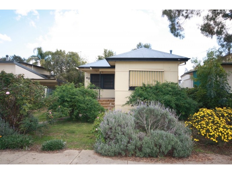 62 Shaw Street, Wagga Wagga NSW 2650