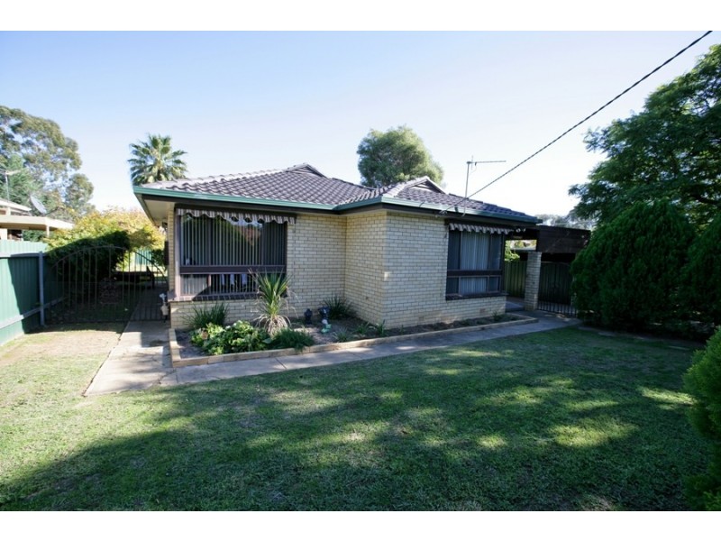 4 Martin Street, Tolland NSW 2650