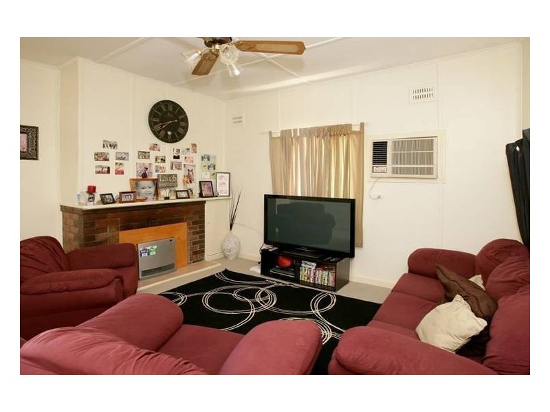 13 Henry Street, Wagga Wagga NSW 2650