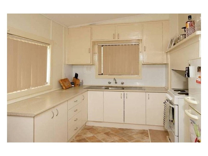 13 Henry Street, Wagga Wagga NSW 2650