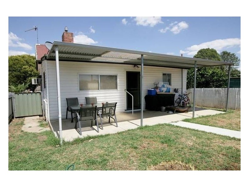 13 Henry Street, Wagga Wagga NSW 2650