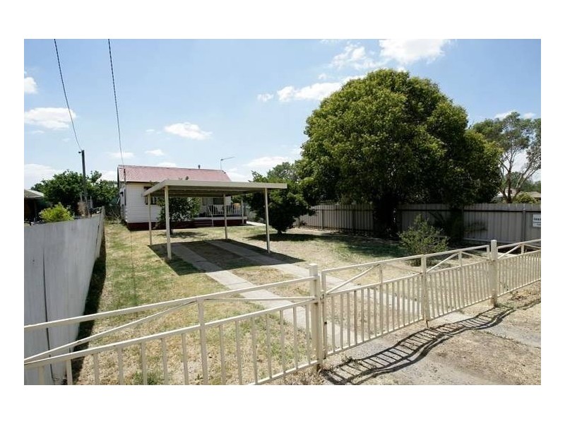 13 Henry Street, Wagga Wagga NSW 2650