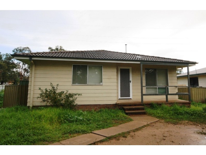 5 Oliver Place, Wagga Wagga NSW 2650