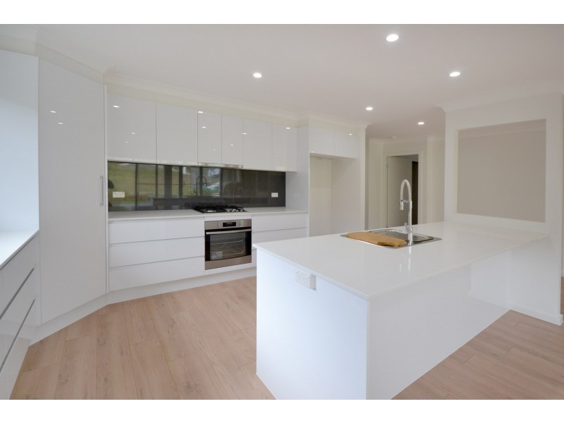 98 Crestwood Drive, Port Macquarie NSW 2444