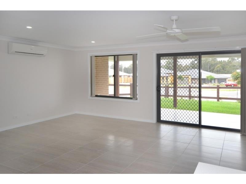 7 ACADEMIC STREET, Port Macquarie NSW 2444