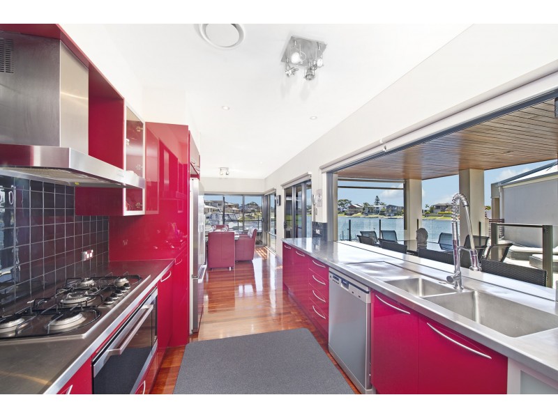 3 The Peninsula, Port Macquarie NSW 2444