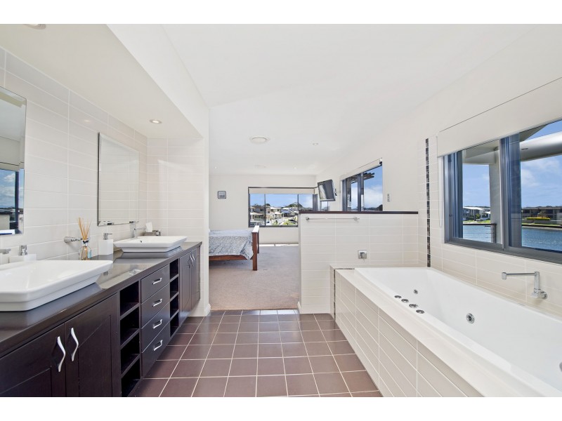 3 The Peninsula, Port Macquarie NSW 2444