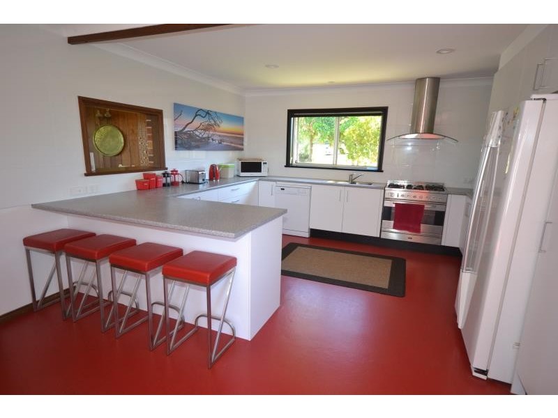2 PARKLANDS AVENUE, Port Macquarie NSW 2444