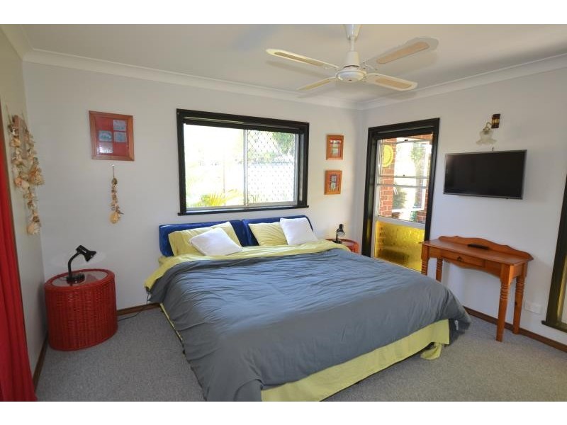 2 PARKLANDS AVENUE, Port Macquarie NSW 2444