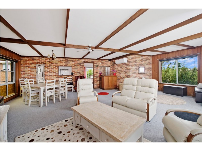 2 Parklands Avenue, Port Macquarie NSW 2444