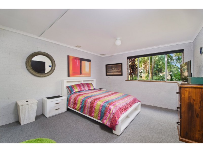 2 Parklands Avenue, Port Macquarie NSW 2444