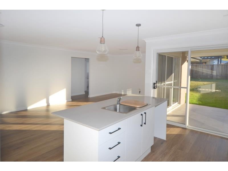 4 CARMAC AVENUE, Port Macquarie NSW 2444