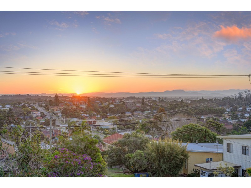16 Arncliffe Avenue, Port Macquarie NSW 2444