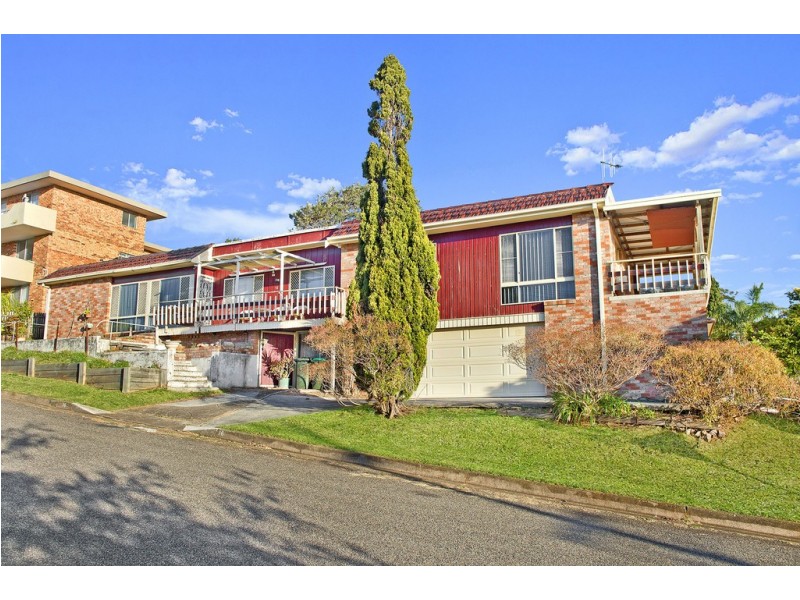 16 Arncliffe Avenue, Port Macquarie NSW 2444