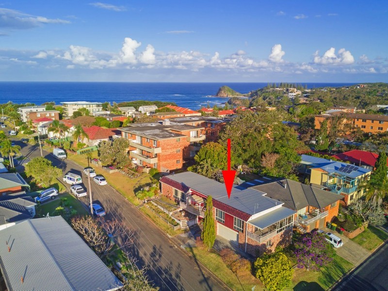 16 Arncliffe Avenue, Port Macquarie NSW 2444