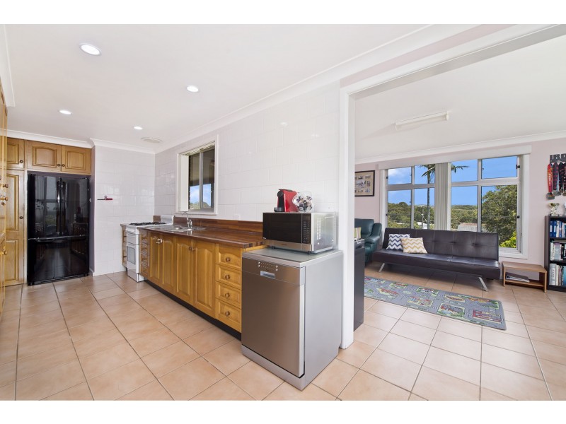 37 Clifton Drive, Port Macquarie NSW 2444