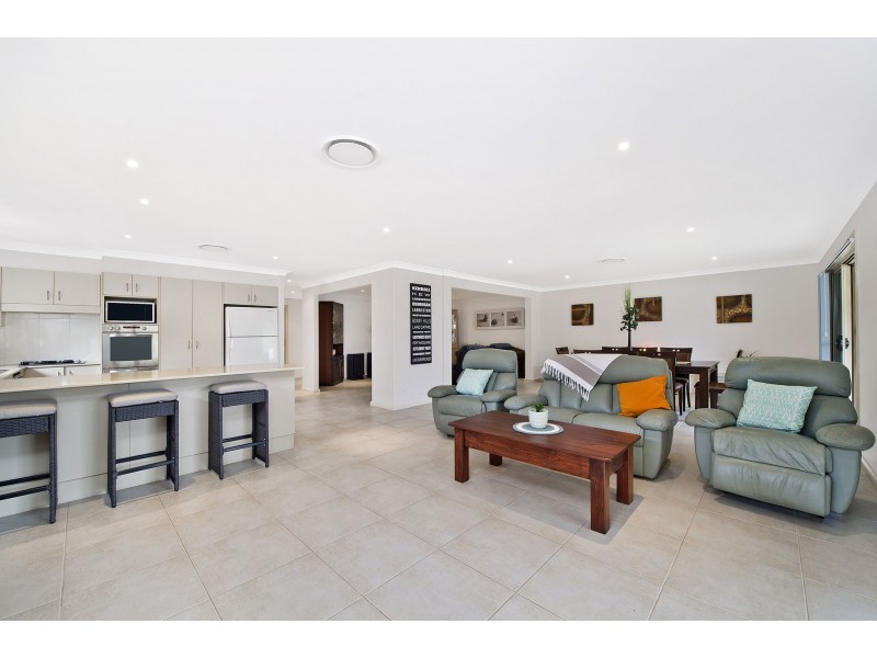 5 Grenadines Way, Bonny Hills NSW 2445