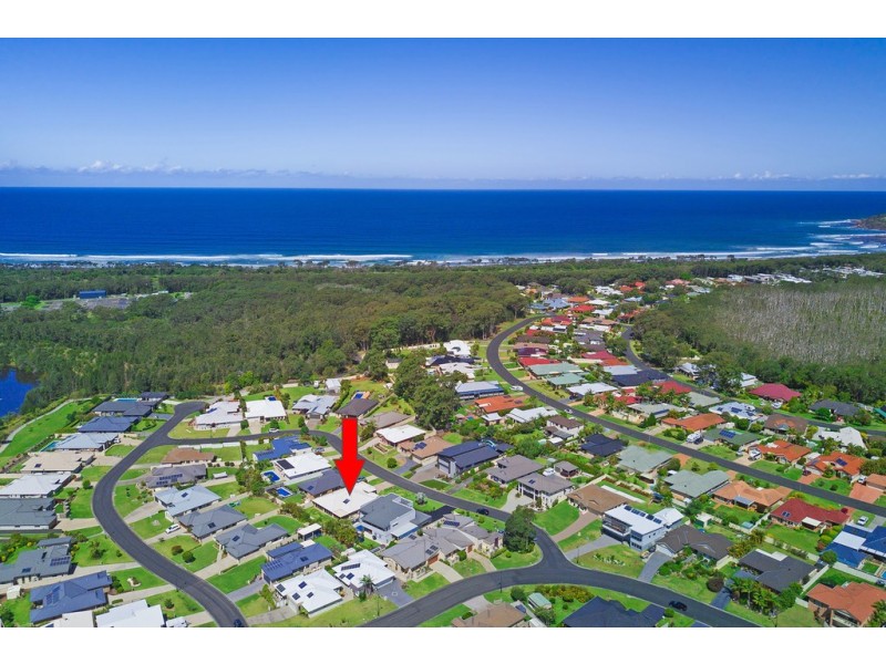 5 Grenadines Way, Bonny Hills NSW 2445