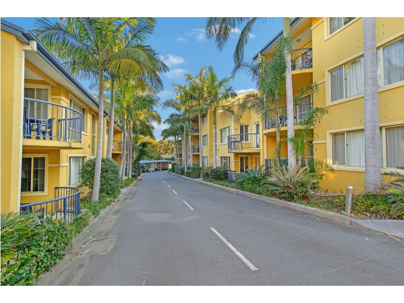 27/216 Matthew Flinders Drive, Port Macquarie NSW 2444