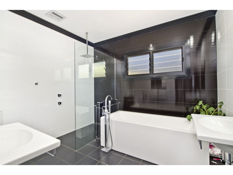 18 Beacon Court, Port Macquarie NSW 2444