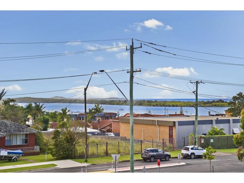6 Hastings River Drive, Port Macquarie NSW 2444