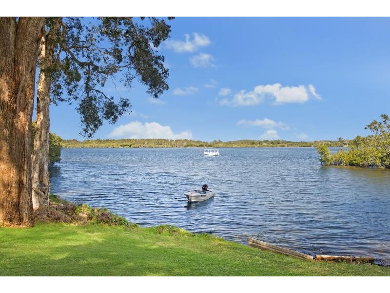 115 RIVERSIDE DRIVE, Port Macquarie NSW 2444
