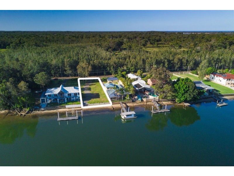17 Riverside Drive, Port Macquarie NSW 2444