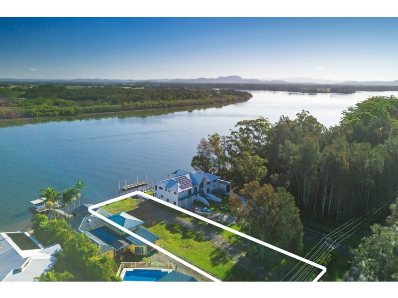 17 Riverside Drive, Port Macquarie NSW 2444