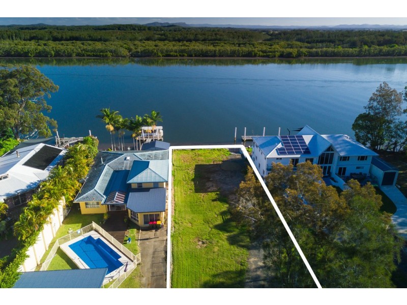 17 Riverside Drive, Port Macquarie NSW 2444