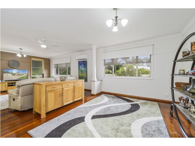 10 Forest Way, Lake Cathie NSW 2445