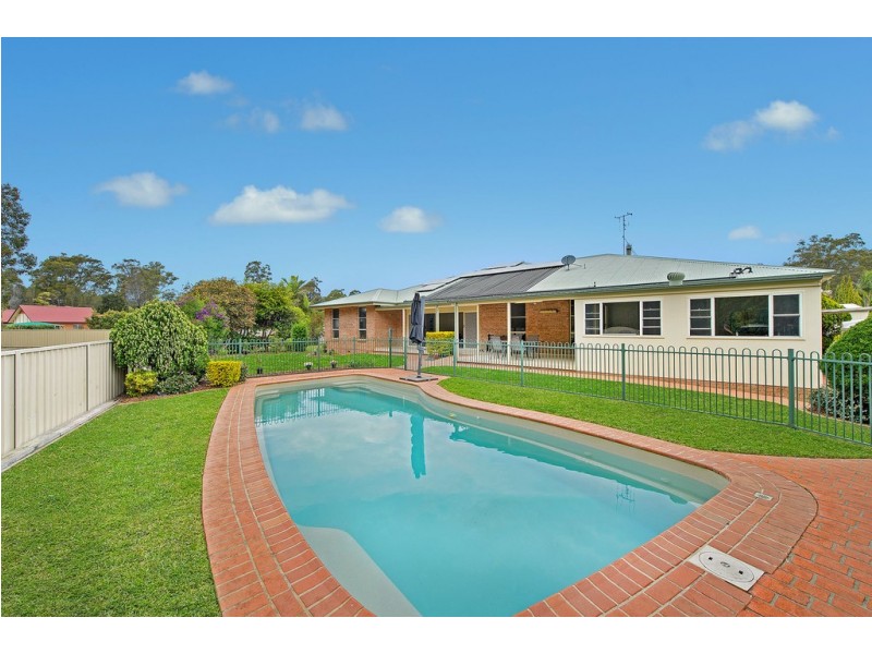 10 Forest Way, Lake Cathie NSW 2445