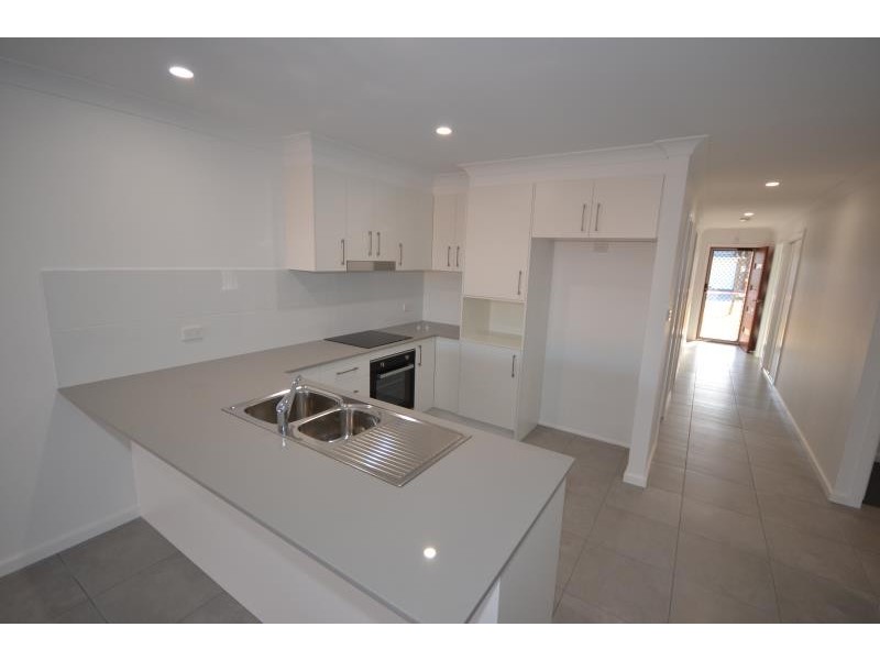 11A AUBIN AVENUE, Port Macquarie NSW 2444