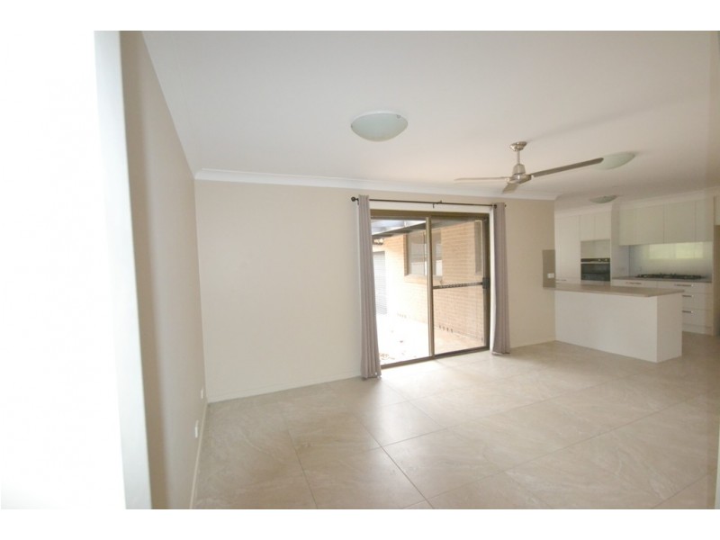 6 ELLENBOROUGH PLACE, Wauchope NSW 2446
