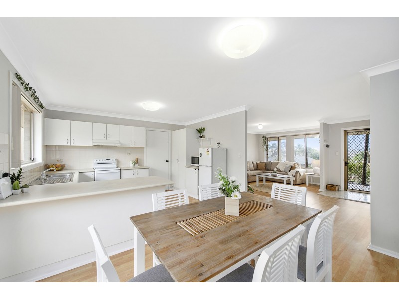 24 Grassmere Way, Port Macquarie NSW 2444