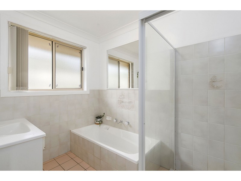 24 Grassmere Way, Port Macquarie NSW 2444