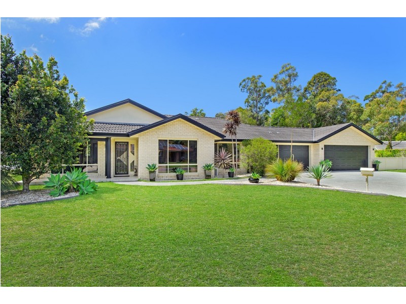 4 Forest Way, Lake Cathie NSW 2445