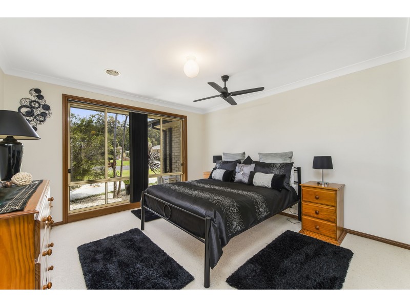 4 Forest Way, Lake Cathie NSW 2445