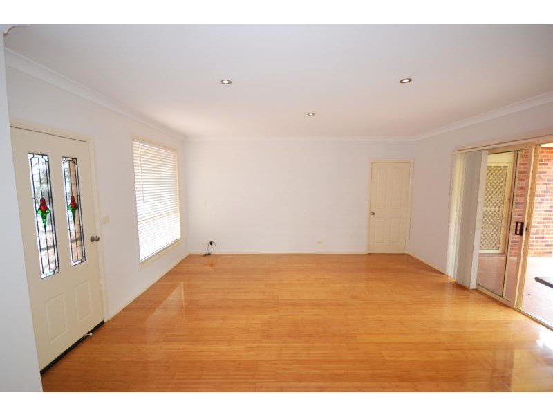 2/33 SAPPHIRE DRIVE, Port Macquarie NSW 2444