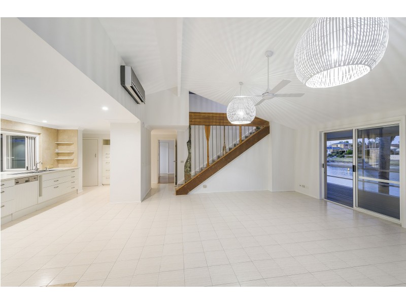 27 Ballina Crescent, Port Macquarie NSW 2444