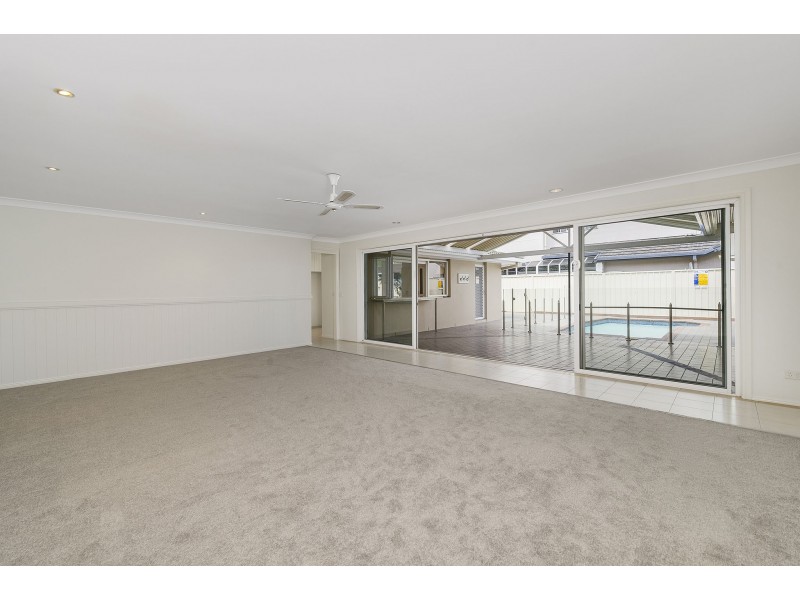 27 Ballina Crescent, Port Macquarie NSW 2444