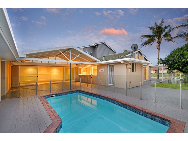 27 Ballina Crescent, Port Macquarie NSW 2444