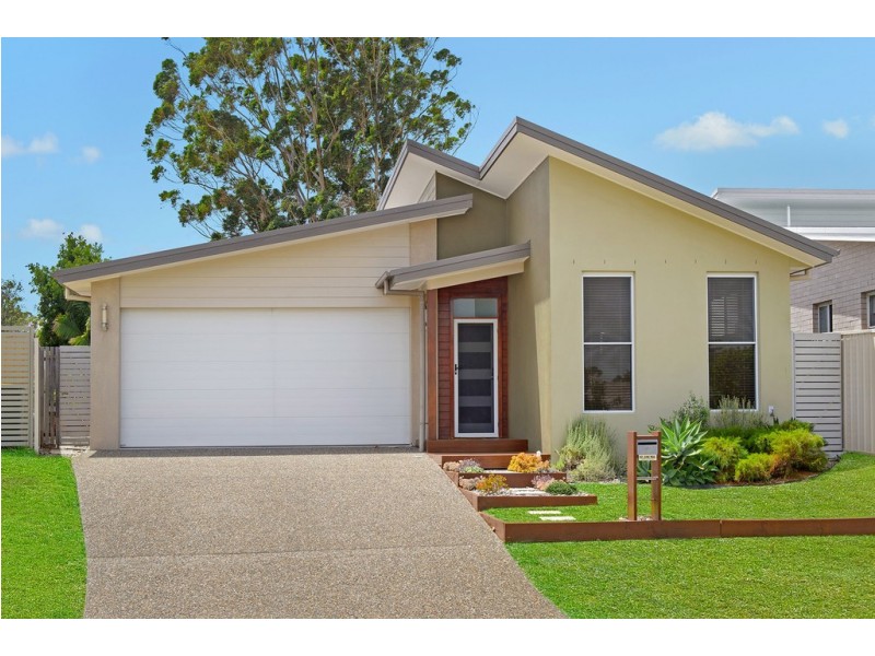 27 Monarch Circuit, Port Macquarie NSW 2444