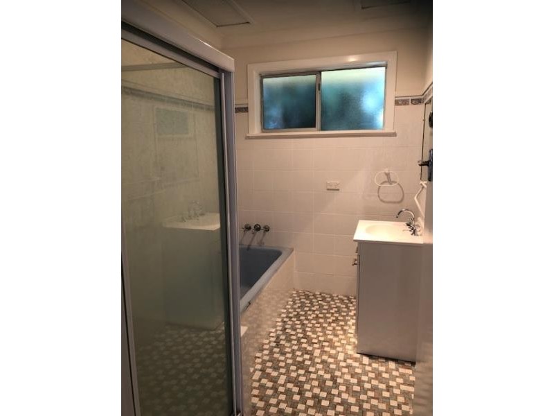 12 CLIFTON DRIVE, Port Macquarie NSW 2444