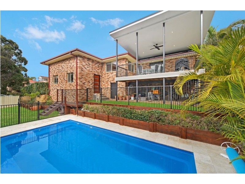 300 Crestwood Drive, Port Macquarie NSW 2444