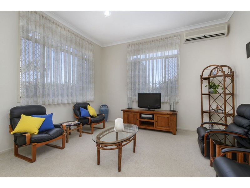 4 Leura Place, Port Macquarie NSW 2444