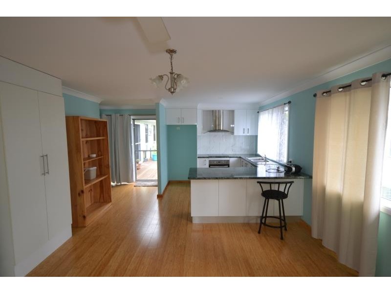 8A GIRRAWEEN CLOSE, Port Macquarie NSW 2444