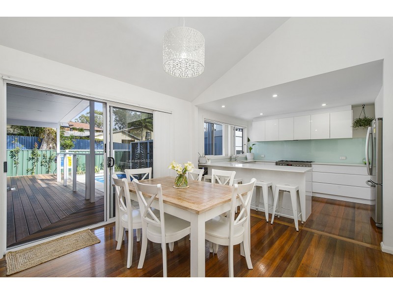 4 Tallong Drive, Lake Cathie NSW 2445